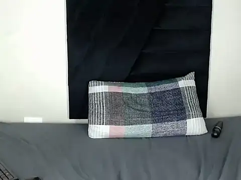 Snapshot of Loyal_Sashaa chatting on March 2026 12:46:02 AM Loyal Sashaa online show from March 2026 12:46:02 AM