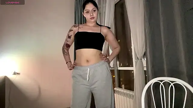 Snapshot of RaquelsHusband chatting on March 2026 01:35:02 PM RaquelsHusband online show from March 2026 01:35:02 PM