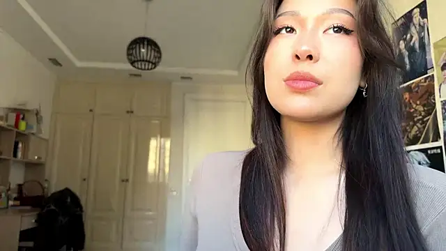 HannaOreo online show from April 2026 10:10:02 AM