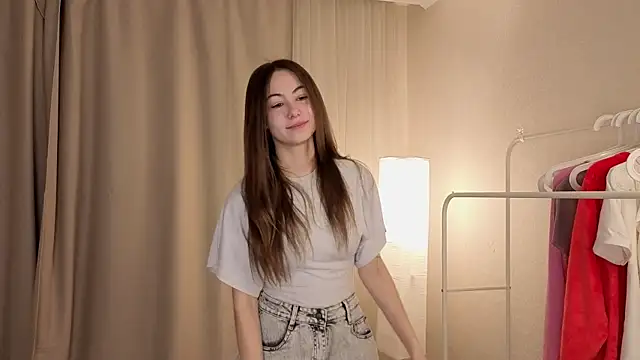 Snapshot of DarnellMcgown chatting on March 2026 04:29:01 AM DarnellMcgown online show from March 2026 04:29:01 AM