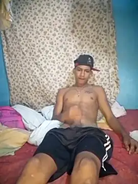 Snapshot of dan30_cm chatting on February 2026 12:33:02 AM dan30 cm online show from February 2026 12:33:02 AM