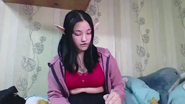 yourcutevikki online show from February 2026 05:11:01 PM