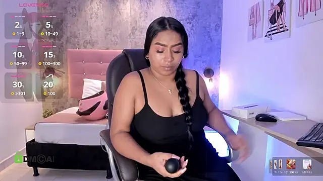 Snapshot of brithanycampbell chatting on June 2026 12:20:02 PM brithanycampbell online show from June 2026 12:20:02 PM