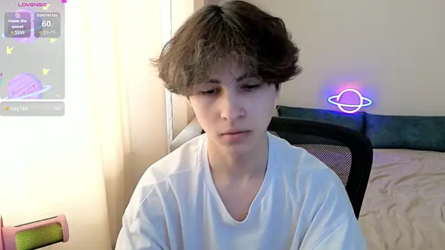  LukaHayes  online show from April 2026 01:28:01 PM