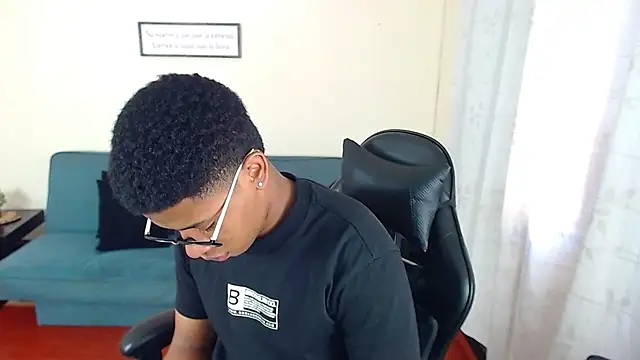 liiam3 online show from March 2026 09:41:01 PM