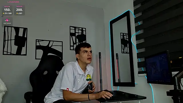 nico pelusa online show from April 2026 10:38:02 AM