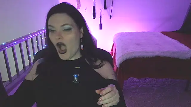 VixieNyx online show from April 2026 04:07:02 PM