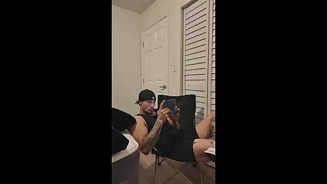 Snapshot of Alejandrosolerxxx chatting on March 2026 03:01:02 AM Alejandrosolerxxx online show from March 2026 03:01:02 AM