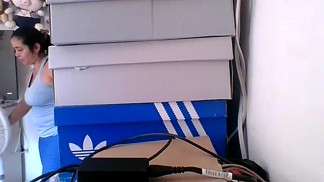 pocahontas hotty online show from April 2026 06:47:01 PM