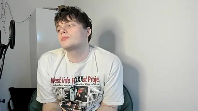 Snapshot of _hetero chatting on February 2026 07:15:02 PM hetero online show from February 2026 07:15:02 PM