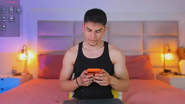 Snapshot of jhosuahunt chatting on June 2026 11:32:01 PM jhosuahunt online show from June 2026 11:32:01 PM