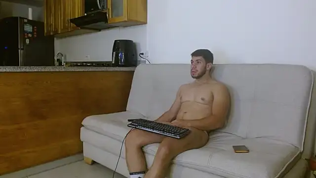 Snapshot of axellblue chatting on March 2026 12:17:01 AM axellblue online show from March 2026 12:17:01 AM