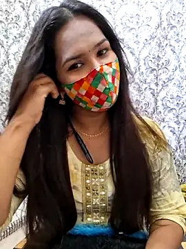 Snapshot of Tamil_Charu_ chatting on May 2026 05:45:01 AM Tamil Charu online show from May 2026 05:45:01 AM