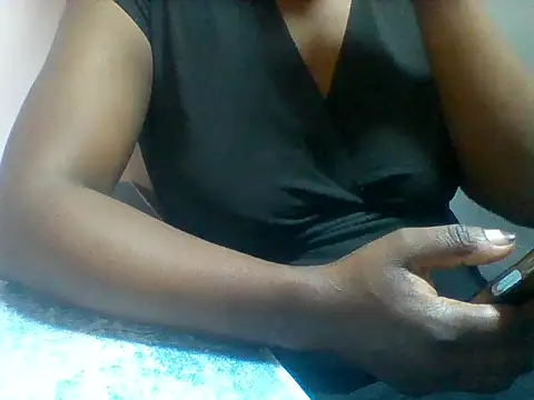 Snapshot of zee66658 chatting on April 2026 09:02:02 PM zee66658 online show from April 2026 09:02:02 PM