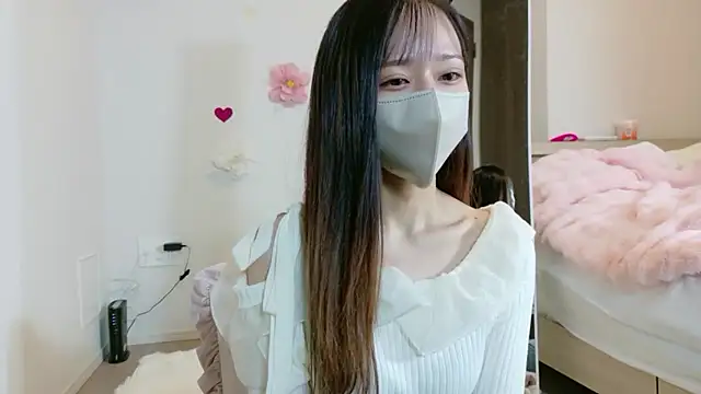 Snapshot of maichan_v chatting on February 2026 11:10:01 AM maichan v online show from February 2026 11:10:01 AM