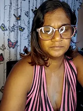 Snapshot of indianstrawberrylips4u chatting on June 2026 06:16:02 AM indianstrawberrylips4u online show from June 2026 06:16:02 AM