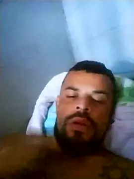 Snapshot of Crister12 chatting on February 2026 03:40:01 PM Crister12 online show from February 2026 03:40:01 PM