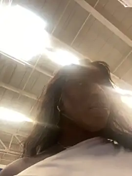 ZarahFerreira online show from February 2026 09:46:01 PM