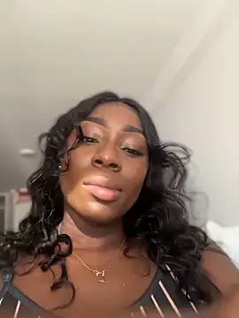 ZarahFerreira online show from April 2026 10:04:01 PM