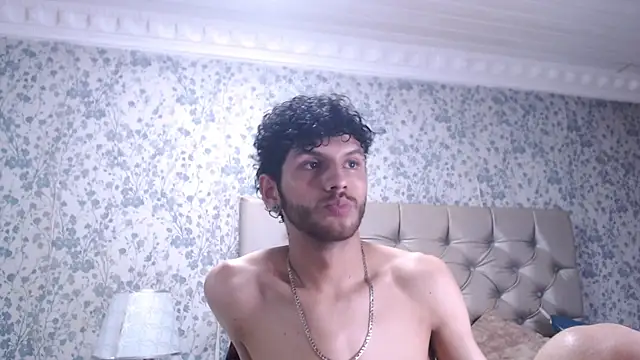 LuckySammer online show from February 2026 12:22:02 AM