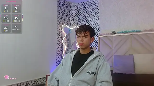 Snapshot of keahi_tay chatting on February 2026 11:54:02 AM keahi tay online show from February 2026 11:54:02 AM