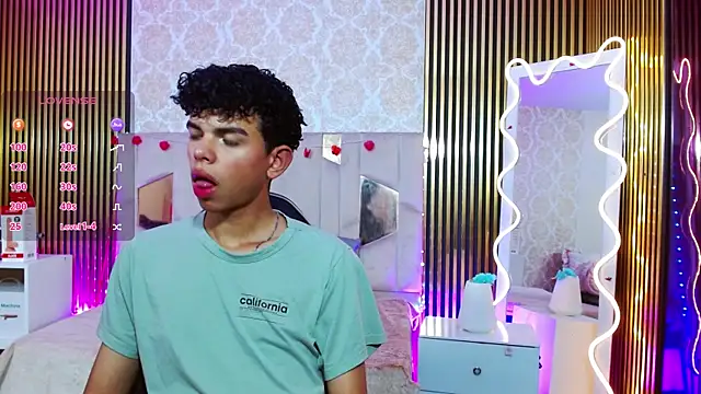 keahi tay online show from April 2026 07:22:01 PM