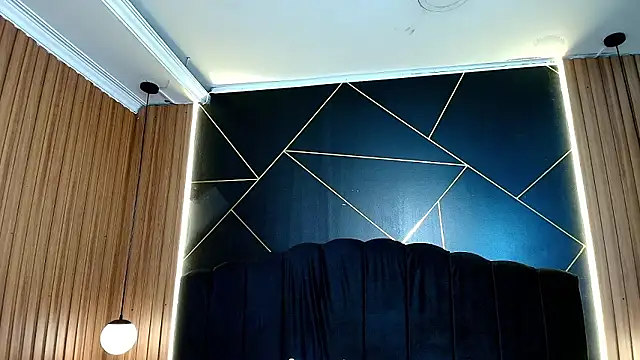 Snapshot of MoriahStorm chatting on February 2026 12:13:02 PM MoriahStorm online show from February 2026 12:13:02 PM