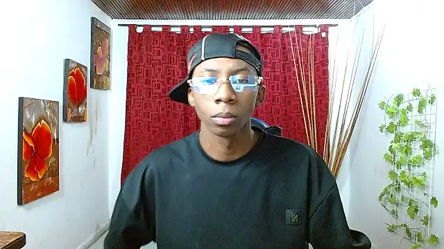milo018 online show from April 2026 09:03:01 AM