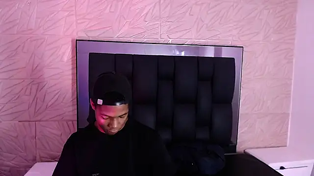 Santiago Ortiz  online show from March 2026 03:07:02 PM