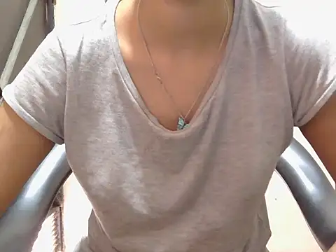 Snapshot of sassy_slut_69 chatting on March 2026 05:46:02 AM sassy slut 69 online show from March 2026 05:46:02 AM