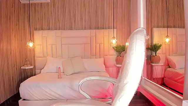 IvyRous online show from February 2026 04:11:01 AM