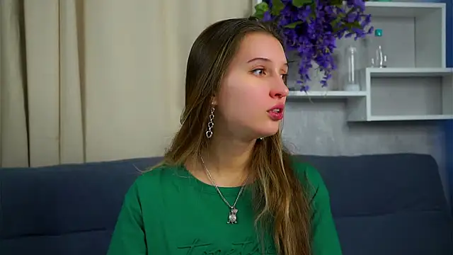 Snapshot of AshelyPeakes chatting on February 2026 01:06:01 AM AshelyPeakes online show from February 2026 01:06:01 AM