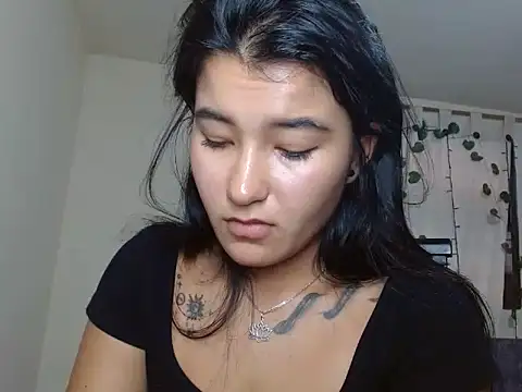 Miiia a online show from March 2026 09:17:01 PM