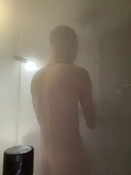 Crevette311 online show from December 2025 03:09:02 PM