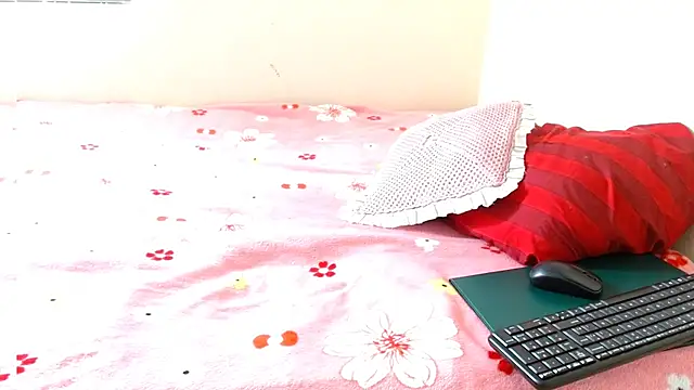 valkahot20 online show from March 2026 04:22:01 PM