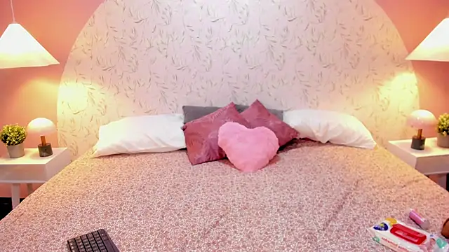 Snapshot of Angelie_Rosebrm chatting on February 2026 12:30:02 AM Angelie Rosebrm online show from February 2026 12:30:02 AM