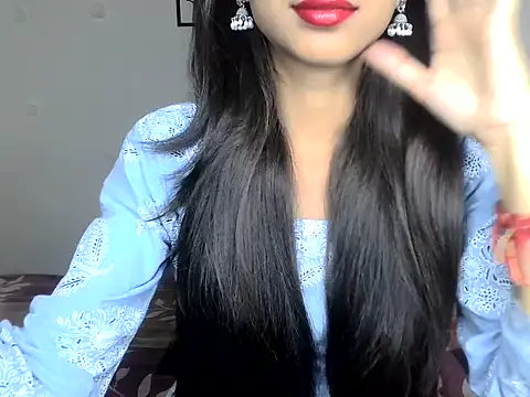 Snapshot of SIKSHA_SINGH chatting on April 2026 06:01:02 PM SIKSHA SINGH online show from April 2026 06:01:02 PM