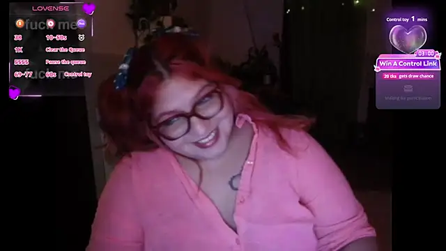 Snapshot of MagicCurves chatting on June 2026 11:07:01 PM MagicCurves online show from June 2026 11:07:01 PM