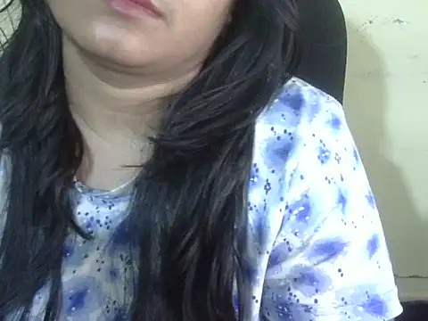 Aniya Hazel online show from March 2026 04:11:02 PM