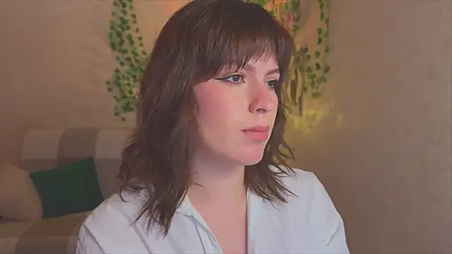 rinamandarina online show from March 2026 03:18:01 PM