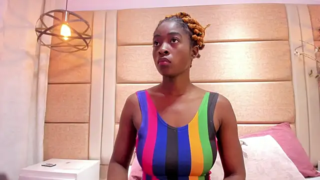 Snapshot of DulceOrtiz chatting on February 2026 11:43:02 AM DulceOrtiz online show from February 2026 11:43:02 AM