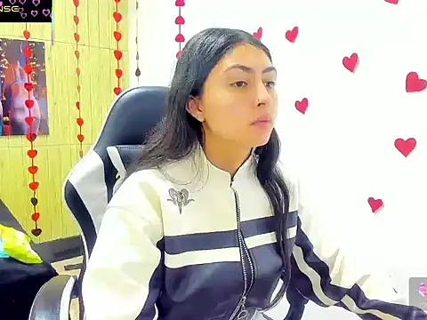 Snapshot of angell_cooper8 chatting on March 2026 12:00:01 PM angell cooper8 online show from March 2026 12:00:01 PM