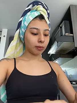 Snapshot of chloe_bluee_ chatting on July 2026 03:03:02 PM chloe bluee online show from July 2026 03:03:02 PM