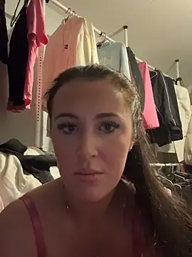 PinkVelvetx online show from February 2026 07:15:02 PM