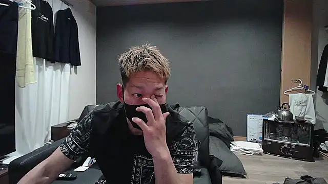 ryuaaaaa online show from March 2026 04:57:02 PM