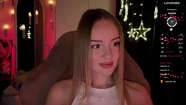 Snapshot of Nestyzz chatting on May 2026 08:25:02 PM Nestyzz online show from May 2026 08:25:02 PM