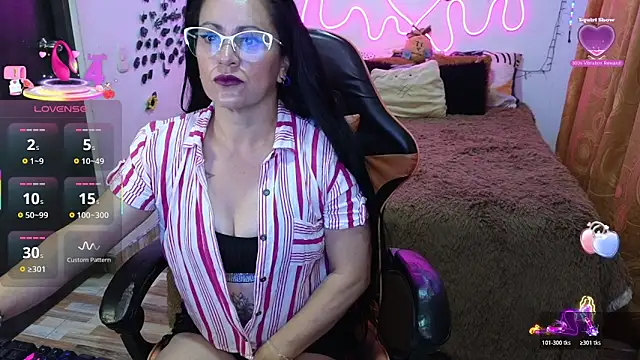 Snapshot of Kekacam chatting on June 2026 02:35:01 AM Kekacam online show from June 2026 02:35:01 AM