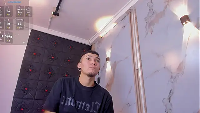 Logan and Reachel online show from March 2026 07:39:01 PM