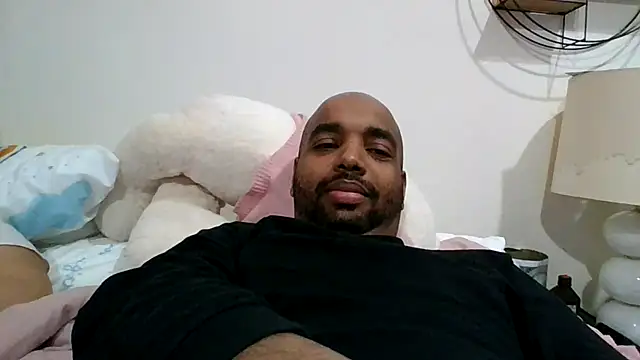 Snapshot of Shotariano chatting on February 2026 05:37:01 AM Shotariano online show from February 2026 05:37:01 AM