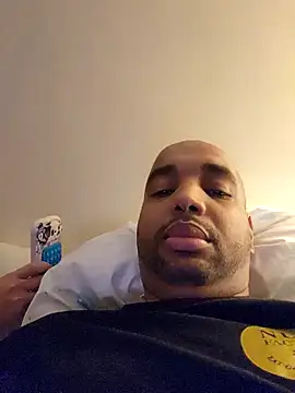 Snapshot of Shotariano chatting on March 2026 05:20:01 PM Shotariano online show from March 2026 05:20:01 PM